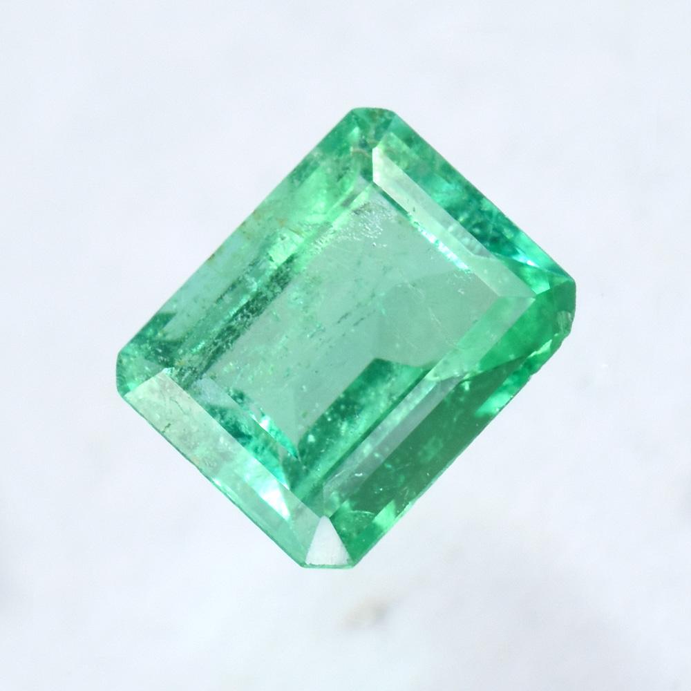 エメラルド ルース バイヤー 1.65ct SAA047CIBSN